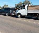 В тройном ДТП под Астраханью пострадали два человека