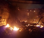 Ночью в Астрахани сгорело дотла здание