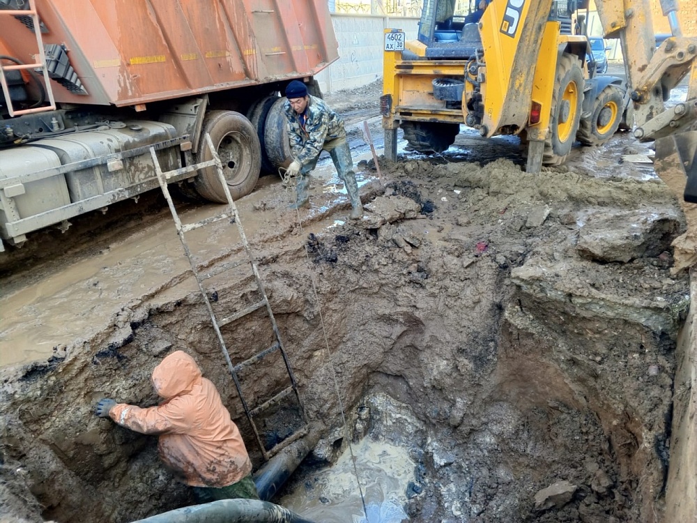 За сутки в Астрахани устранили 11 коммунальных аварий