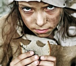 Безработная астраханка заставляла несовершеннолетних дочерей содержать семью