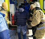 Коварный лёд чуть не забрал жизни двух астраханцев