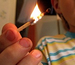 В Астраханской области детские игры стали причиной пожара