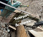 В Астрахани в пятиэтажке рухнул балкон