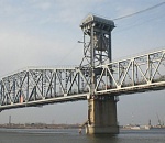 Сегодня вечером ограничат движение по Старому мосту