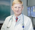 Главврач астраханского медцентра дослужился до "Заслуженного"