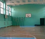 Невинный ремонт спортзала одной из астраханских школ обернулся уголовным делом