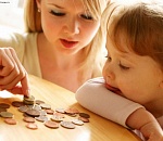 В Астраханской области за год выплатили пособий на 1,5 млрд рублей