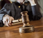 Глава администрации Нариманова получила "условку" за крупное мошенничество