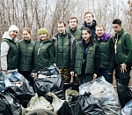 Волонтёры со всей России высадились на астраханском острове для уборки