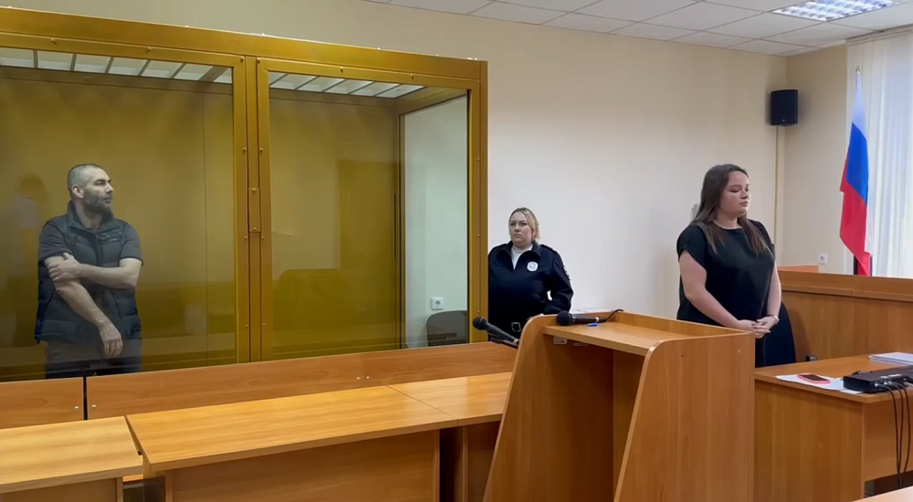 Лишение звания и 11 лет строгого режима: в Астрахани вынесли приговор экс-майору УГИБДД