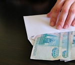 В Астрахани двое полицейских пошли под суд за полумиллионную взятку