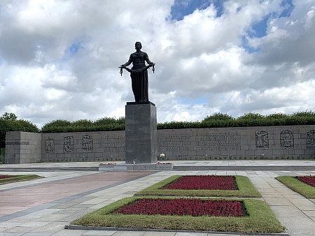 Игорь Мартынов: память о блокадном Ленинграде учит нас сплоченности, любви к Родине