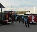 В астраханском торговом центре произошел пожар