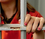 Астраханка, зарезавшая сожителя, проведет в тюрьме 6,5 лет