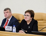 В Думе Астраханской области обсудили, как сделать систему соцконтрактов еще доступней