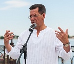 Губернатор пообещал юным астраханцам в будущем Волгу, полную рыбой