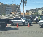 В Астрахани в ДТП пострадали автоледи и ее сын-школьник