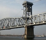 В Астрахани названа причина пробок на Старом мосту