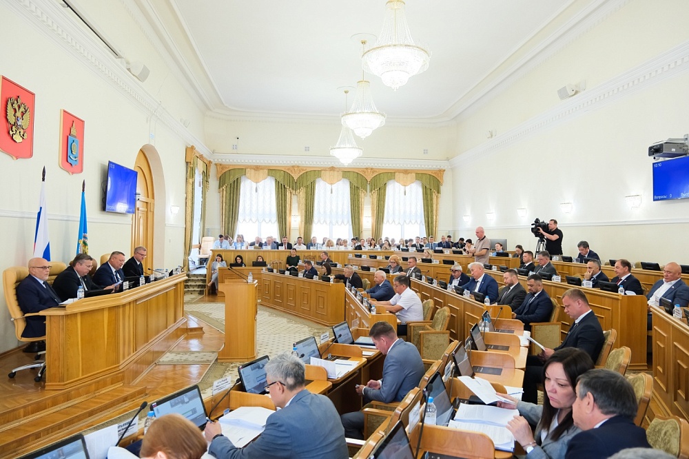 На заседании регионального парламента назначены члены избирательной комиссии Астраханской области