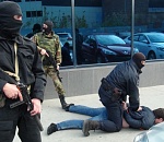 СОБР в Астрахани задержал фальшивомонетчиков