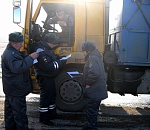 Полицейские задержали на трассе «Астрахань – Элиста» 47 тонн зерна без документов