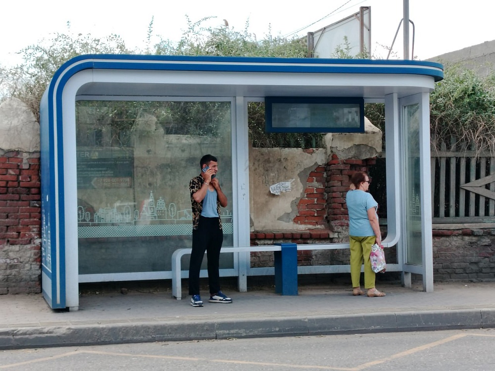 «Кладбище разбитых остановок» представили астраханцам