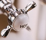 В Астрахани жители 19 домов – без горячей воды и отопления