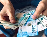 В России хотят сделать минимальную зарплату не ниже МРОТ