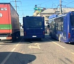 В Астрахани из-за ДТП «синего» автобуса с иномаркой пострадал 8-летний ребенок