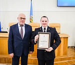 В Астрахани наградили полицейских, вернувшихся из командировки в Запорожскую область