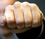 В Астрахани драка двух незнакомцев в подъезде закончилась трагедией