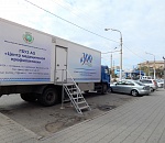 Мобильный прививочный комплекс будет работать 2 недели у ТЦ "Ярмарка"