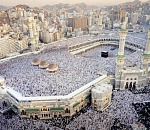 Главная мусульманская святыня заставила астраханца оплатить долг