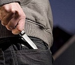 В Астрахани сотрудник полиции помешал сесть в маршрутку пьяному астраханцу с ножом в руках