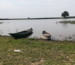 СМИ: парню, спасшему троих тонувших детей в селе Калинино, предложили взять на себя вину вместо лодочника