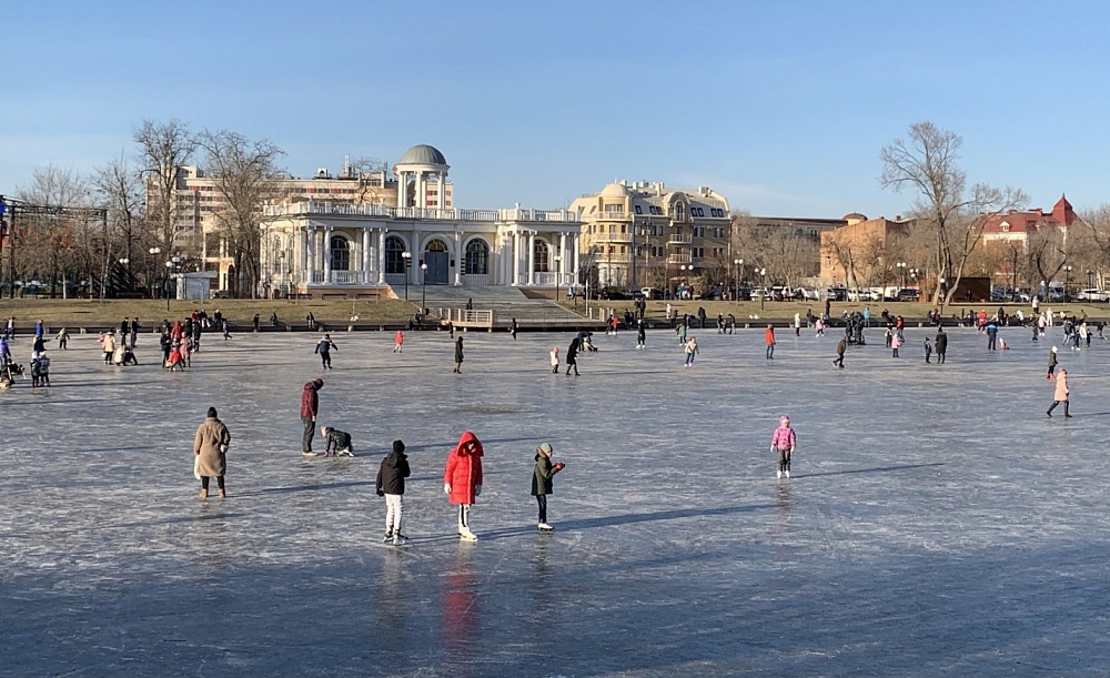 Хрупкий лед может не выдержать астраханцев: будьте аккуратнее