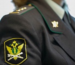 Камызякский судебный пристав так сильно устал работать, что придумал уголовный лайфхак