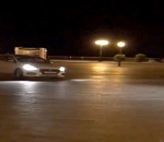 Астраханец на спор прокатился по пешеходной зоне Петровской набережной