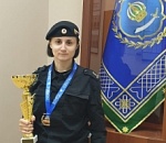 У судебных приставов в Астрахани теперь работает мировая чемпионка по кикбоксингу