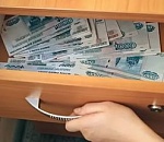 В Астрахани главбух турфирмы присвоил более трех миллионов