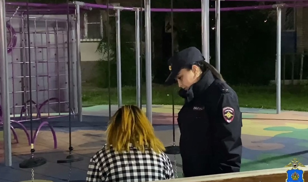 В День знаний на ночных улицах Астрахани поймали 56 подростков