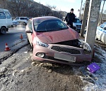 В Астрахани иномарка сбила пешехода и врезалась в столб