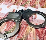 В Астрахани раскрыли два хищения почти на полтора миллиона рублей