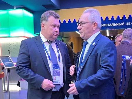 В III Всероссийском муниципальном форуме принимает участие глава Астрахани