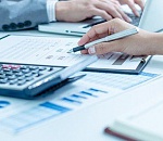 Сотрудница астраханского банка украла у клиентов более 300 тысяч