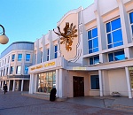 Астраханцев "развел" ТЮЗ