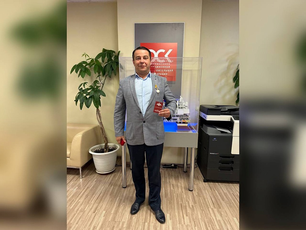 Астраханский судостроитель удостоен награды Минобороны РФ за вклад в строительство кораблей ВМФ