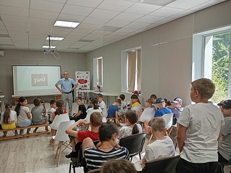ИИ в госуправлении: «Ростелеком» научил представителей органов власти Астраханской области работе на платформе «Нейрошлюз» 