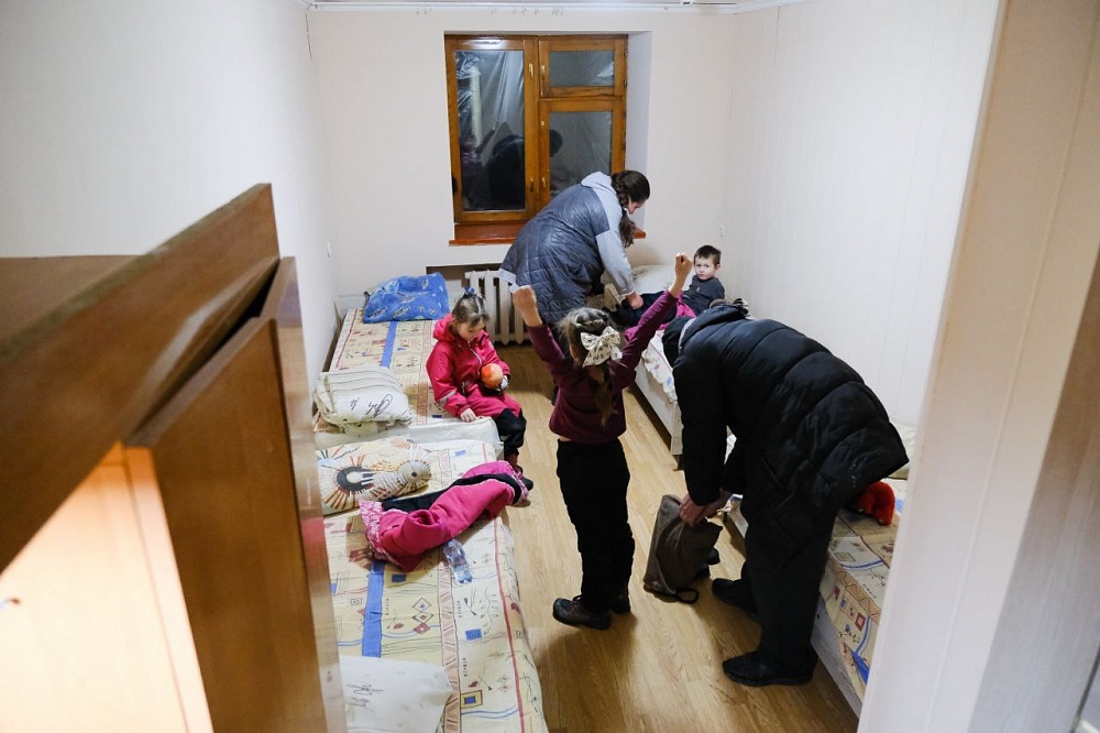 В Астрахани открыт сбор средств на помощь беженцам из Донбасса