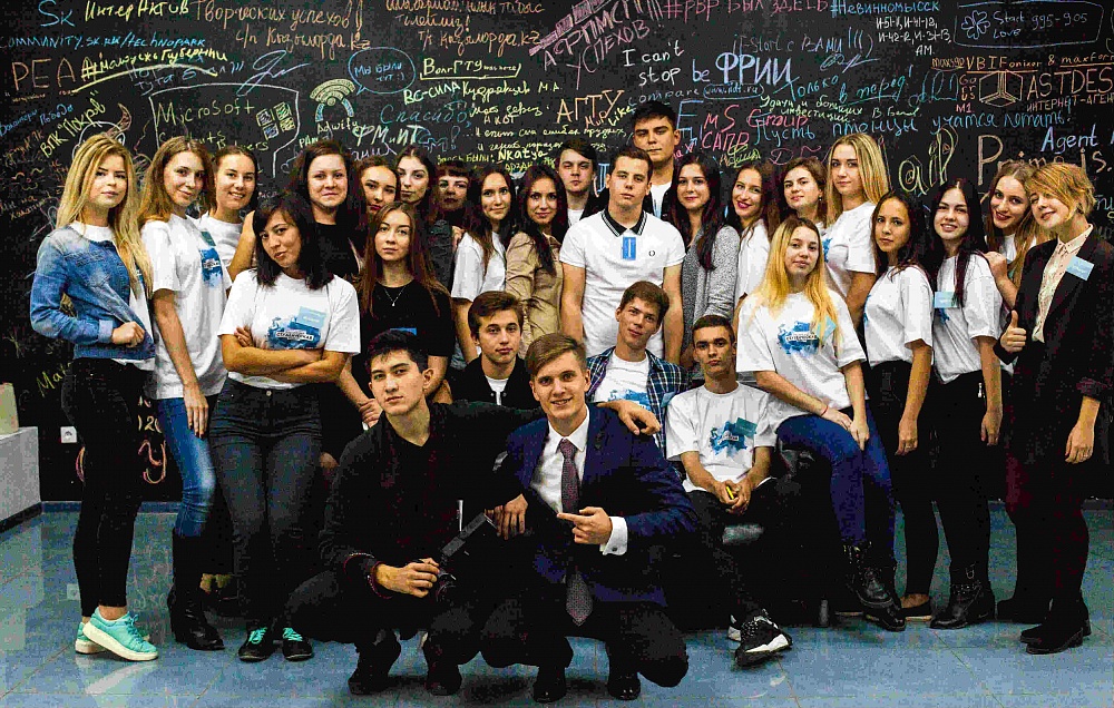 Астраханским студентам помогают устроиться в жизни